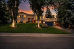 9667 Oakhill Drive SW Calgary, AB T2V 3W6