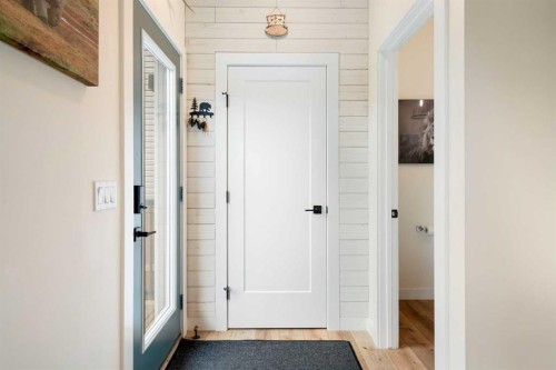 49 River Heights Drive, Cochrane, AB - Indoor Photo Showing Other Room