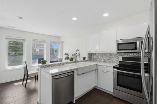 12 Chaparral Ridge Park Se, Calgary, AB - Indoor Photo Showing Kitchen