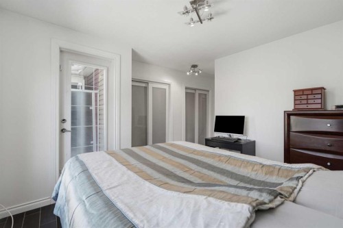 12 Chaparral Ridge Park Se, Calgary, AB - Indoor Photo Showing Bedroom