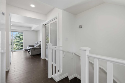 12 Chaparral Ridge Park Se, Calgary, AB - Indoor Photo Showing Other Room