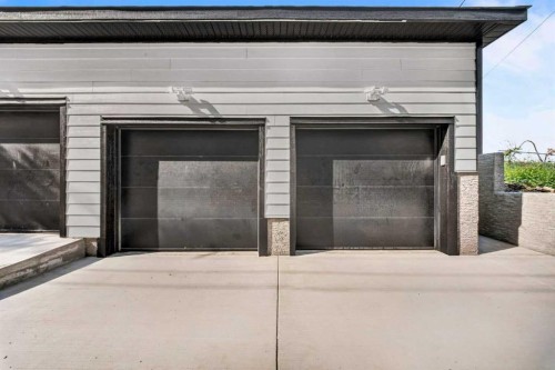121 42 Avenue Ne, Calgary, AB - Outdoor With Exterior