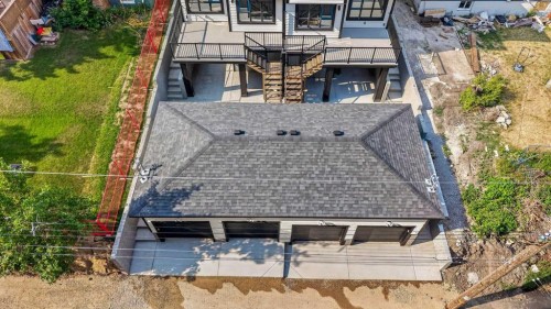 121 42 Avenue Ne, Calgary, AB - Outdoor