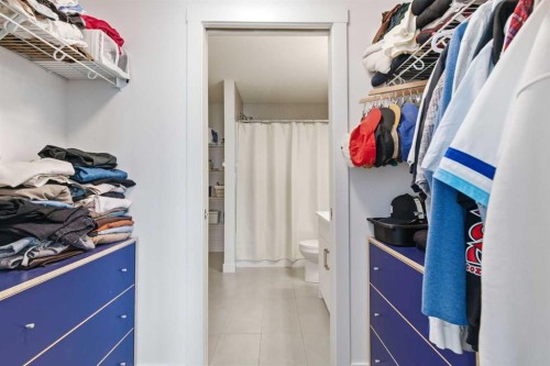 31 Seton Row Se, Calgary, AB - Indoor With Storage