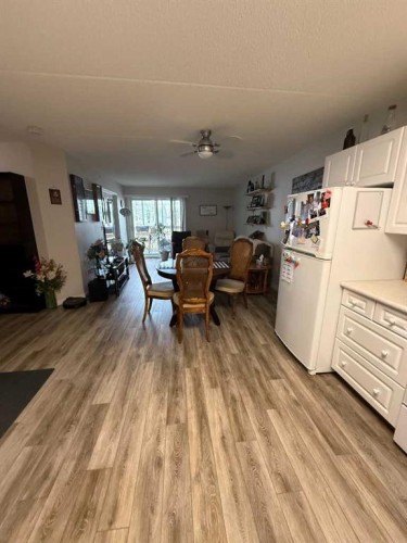 301-4514 54 Avenue, Olds, AB - Indoor