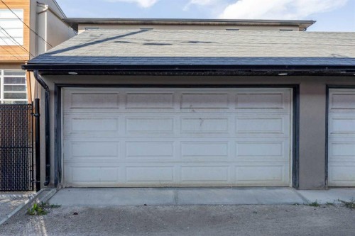 1-4711 17 Avenue Nw, Calgary, AB - Outdoor