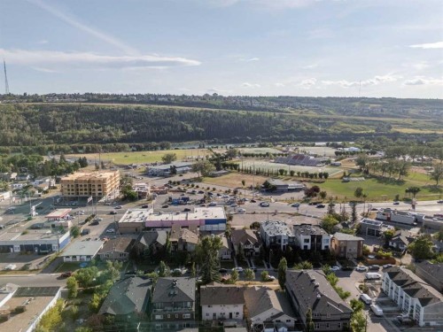 1-4711 17 Avenue Nw, Calgary, AB - Outdoor With View