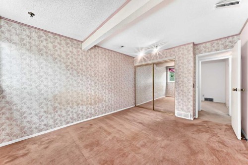 2652 Oakmoor Drive Sw, Calgary, AB -  Photo Showing Other Room