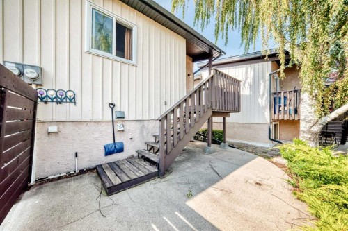2652 Oakmoor Drive Sw, Calgary, AB - Outdoor With Exterior