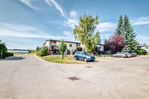 2652 Oakmoor Drive Sw, Calgary, AB - Outdoor
