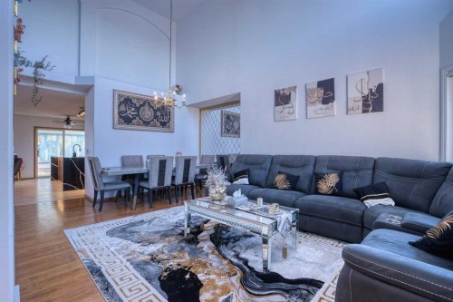 28 Coral Springs Close Ne, Calgary, AB - Indoor Photo Showing Living Room