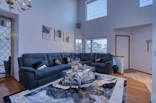 28 Coral Springs Close Ne, Calgary, AB - Indoor Photo Showing Living Room