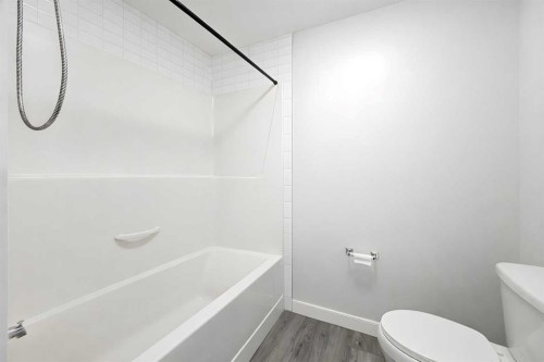 137 Pantego Lane Nw, Calgary, AB - Indoor Photo Showing Bathroom