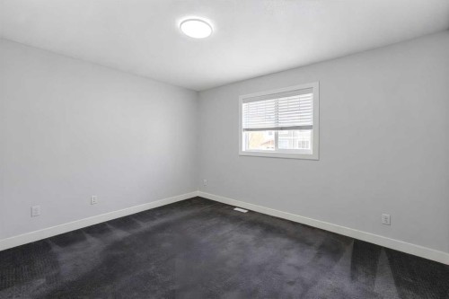 137 Pantego Lane Nw, Calgary, AB - Indoor Photo Showing Other Room