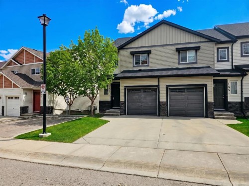 137 Pantego Lane Nw, Calgary, AB - Outdoor With Facade