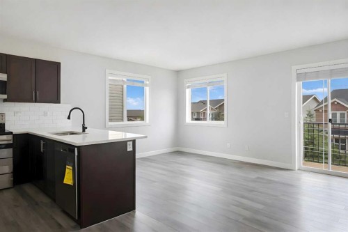 137 Pantego Lane Nw, Calgary, AB - Indoor Photo Showing Kitchen