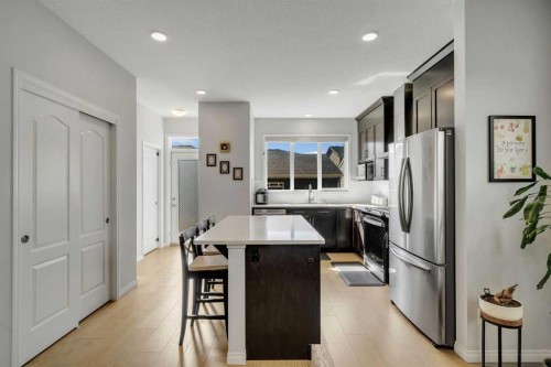 143 Dawson Harbour Hill, Chestermere, AB - Indoor Photo Showing Kitchen