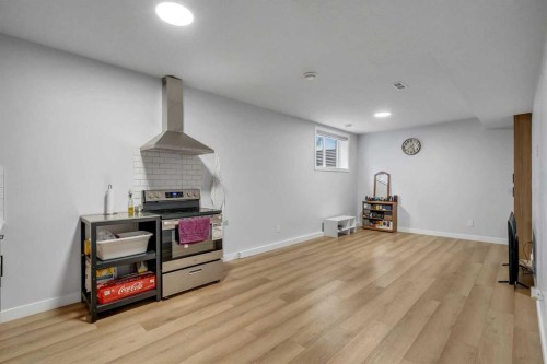 143 Dawson Harbour Hill, Chestermere, AB - Indoor
