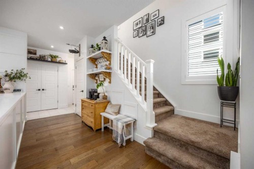 238 Mountainview Drive, Okotoks, AB - Indoor Photo Showing Other Room
