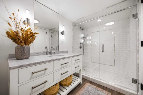 238 Mountainview Drive, Okotoks, AB - Indoor Photo Showing Bathroom