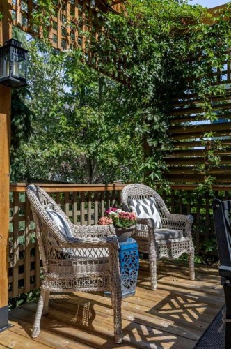 238 Mountainview Drive, Okotoks, AB - Outdoor