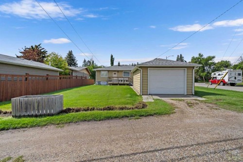2140 Halifax Crescent Nw, Calgary, AB - Outdoor