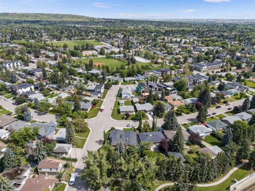 2140 Halifax Crescent Nw, Calgary, AB - Outdoor With View