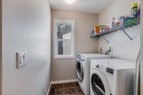 54 Autumn View Se, Calgary, AB - Indoor Photo Showing Laundry Room