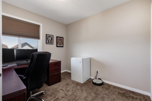 54 Autumn View Se, Calgary, AB - Indoor Photo Showing Office