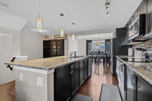 54 Autumn View Se, Calgary, AB - Indoor Photo Showing Kitchen With Upgraded Kitchen