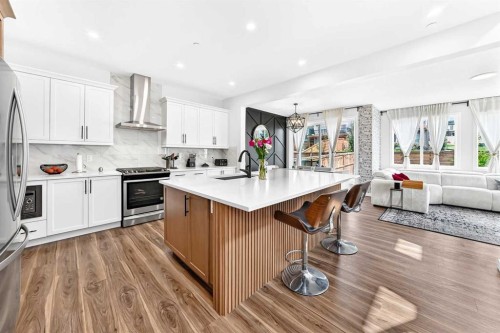 142 Lucas Terrace Nw, Calgary, AB - Indoor Photo Showing Kitchen With Upgraded Kitchen