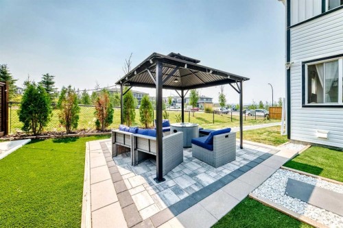 142 Lucas Terrace Nw, Calgary, AB - Outdoor With Deck Patio Veranda
