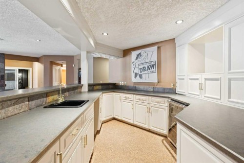 117 Patton Place Sw, Calgary, AB 