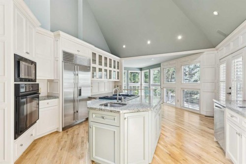 117 Patton Place Sw, Calgary, AB 