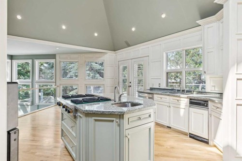 117 Patton Place Sw, Calgary, AB 