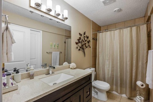 58 Copperstone Close Se, Calgary, AB - Indoor Photo Showing Bathroom