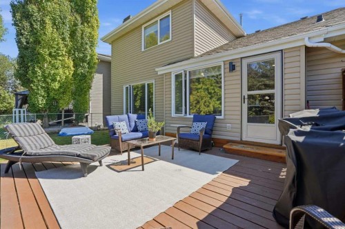 123 Schubert Hill Nw, Calgary, AB - Outdoor With Deck Patio Veranda With Exterior
