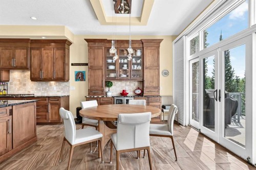 109 Waters Edge Drive, Heritage Pointe, AB - Indoor Photo Showing Dining Room