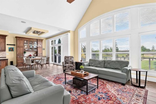 109 Waters Edge Drive, Heritage Pointe, AB - Indoor Photo Showing Living Room