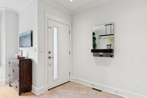 3605 2 Street Sw, Calgary, AB - Indoor Photo Showing Other Room