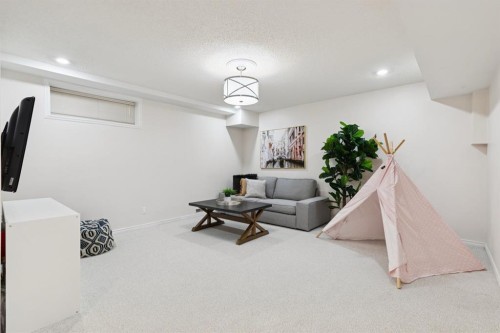 3605 2 Street Sw, Calgary, AB - Indoor