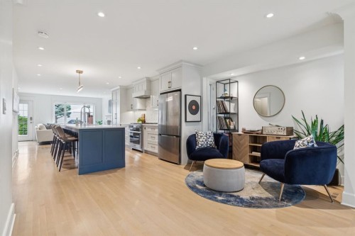 3605 2 Street Sw, Calgary, AB - Indoor