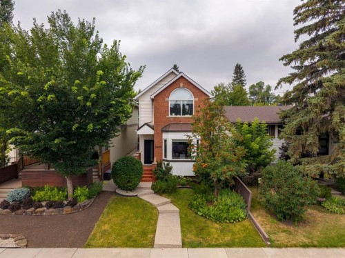 3605 2 Street Sw, Calgary, AB - Outdoor With Facade