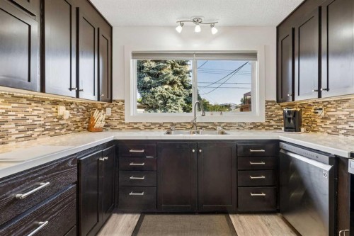 5635 Travis Crescent Ne, Calgary, AB 