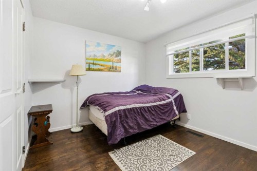 5635 Travis Crescent Ne, Calgary, AB 