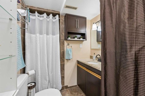 5635 Travis Crescent Ne, Calgary, AB 