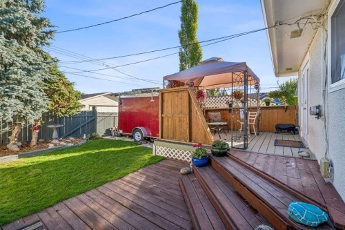 5635 Travis Crescent Ne, Calgary, AB 