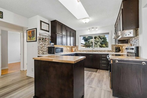5635 Travis Crescent Ne, Calgary, AB 
