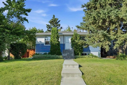 8335 34 Avenue Nw, Calgary, AB - Outdoor