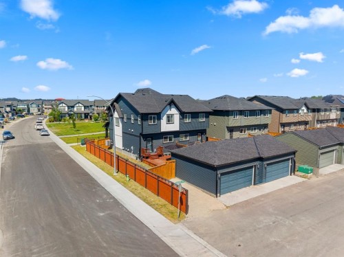 102 Midgrove Sw, Airdrie, AB - Outdoor